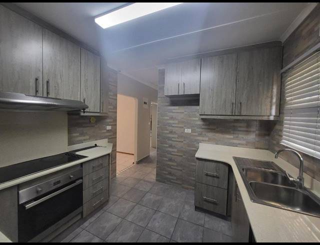 2 BEDROOM HOUSE FOR SALE IN DAWNCREST